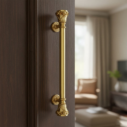 Gold Finish Brass Door Handle: Ornate Entrance Hardware